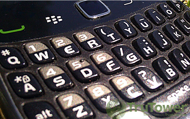 BlackBerry 9300 (3G), RIM BB9300, BB OS