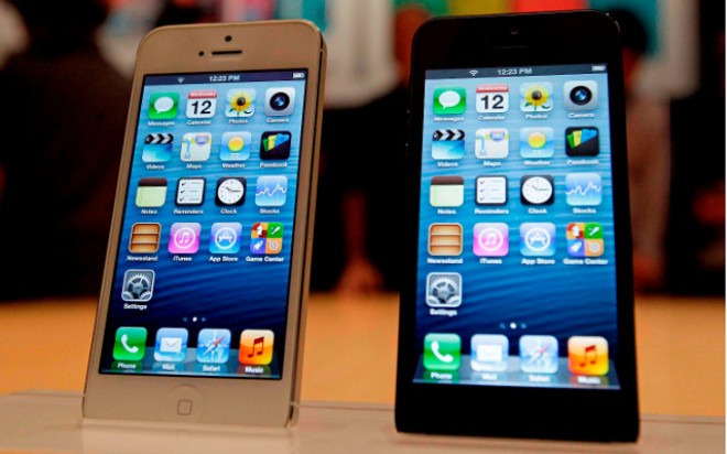 iPhone 5 Nano-SIM, Apple iPhone 5, iOS 6