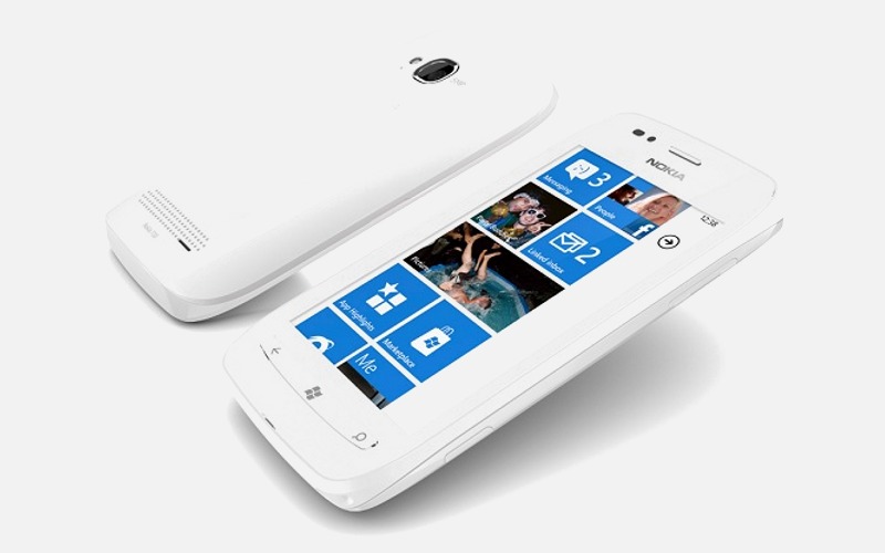 Nokia Lumia 710, Lumia WP7 smartphone, Windows Phone 7 device