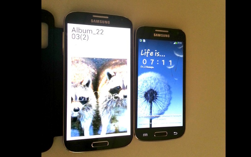 Samsung Galaxy S4 Mini, Galaxy S IV Mini, Smaller Galaxy Smartphone