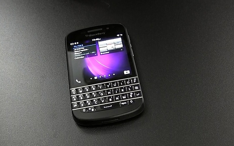 BB Q10, BlackBerry Q10, BlackBerry 10 smartphone